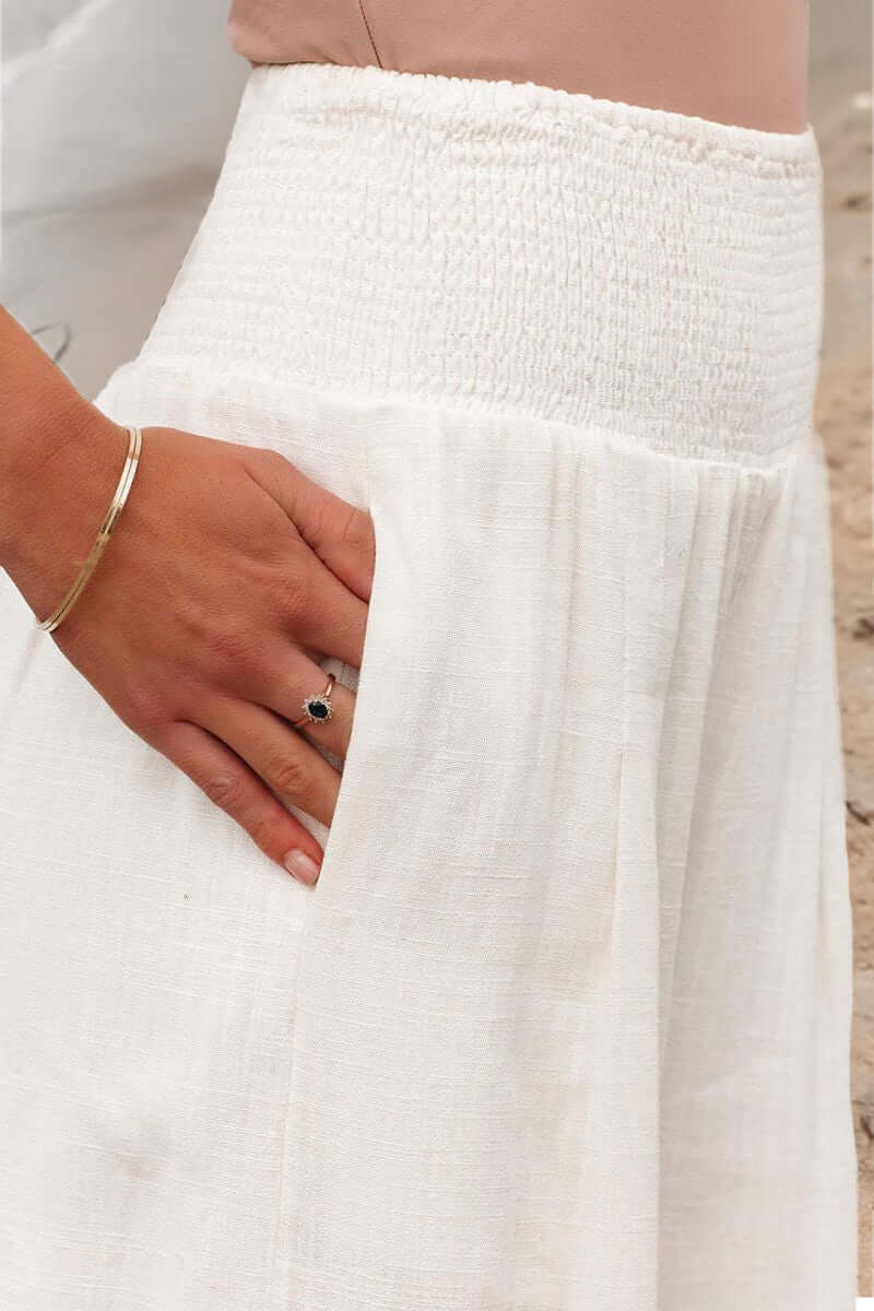 Elle | High-waisted trousers