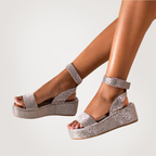 Elle | Glamorous sandals