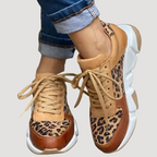 Elle | Stylish sneakers in leopard print