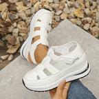 Elle | Breathable sandals with closed toes